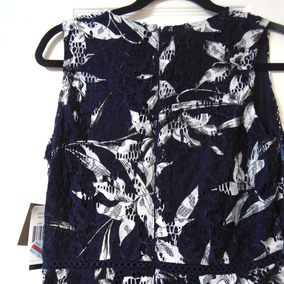 Taylor Petite SL V NECK LACE MIDI Navy 6-P - Picture 8 of 10